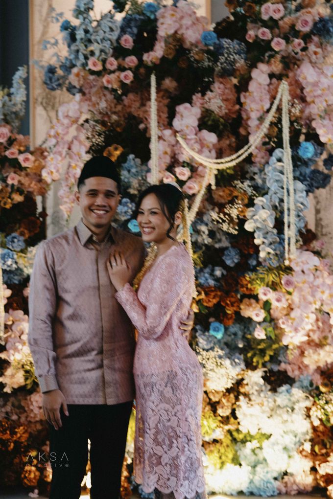 Rizka & Yudhi Engagement Batak Mandailing Tradition Part 3 by AKSA Creative - 006 Rizka & Yudhi Engagement Batak Mandailing Tradition Part 3 by AKSA Creative - 006