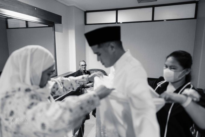 Rizka & Yudhi Traditional Wedding Batak at Kementrian Pertanian RI Part 4 by AKSA Creative - 004 Rizka & Yudhi Traditional Wedding Batak at Kementrian Pertanian RI Part 4 by AKSA Creative - 004