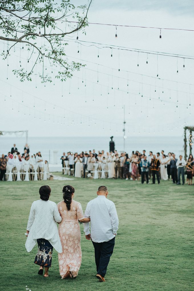 Nagisa Bali Wedding for Riny & Laren by VAGABOND - 006 Nagisa Bali Wedding for Riny & Laren by VAGABOND - 006