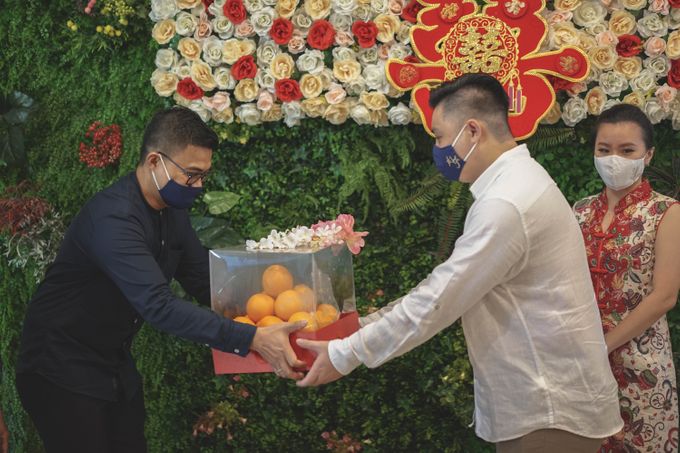 New Normal Engagement Rony❤️Yossy by Rony Sarono MC, Music Performance, Event Planner - 004 New Normal Engagement Rony❤️Yossy by Rony Sarono MC, Music Performance, Event Planner - 004