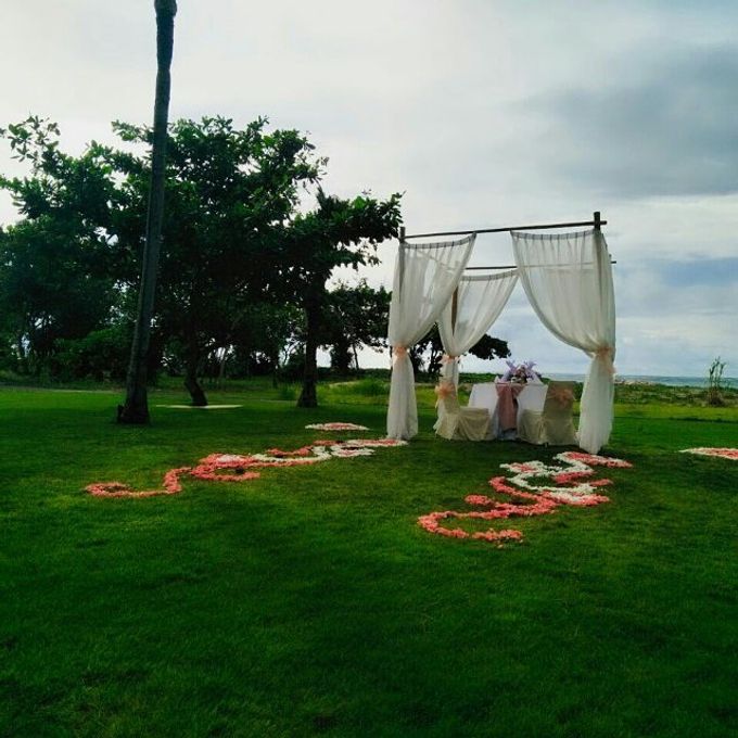 Weddings at Baruna Bali - Garden & Beach by Holiday Inn Resort Baruna Bali - 017 Weddings at Baruna Bali - Garden & Beach by Holiday Inn Resort Baruna Bali - 017