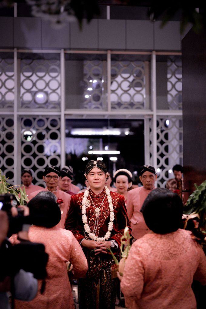 The Wedding of Krisna & Helga by Patron Wedding Organizer Yogyakarta - 008 The Wedding of Krisna & Helga by Patron Wedding Organizer Yogyakarta - 008