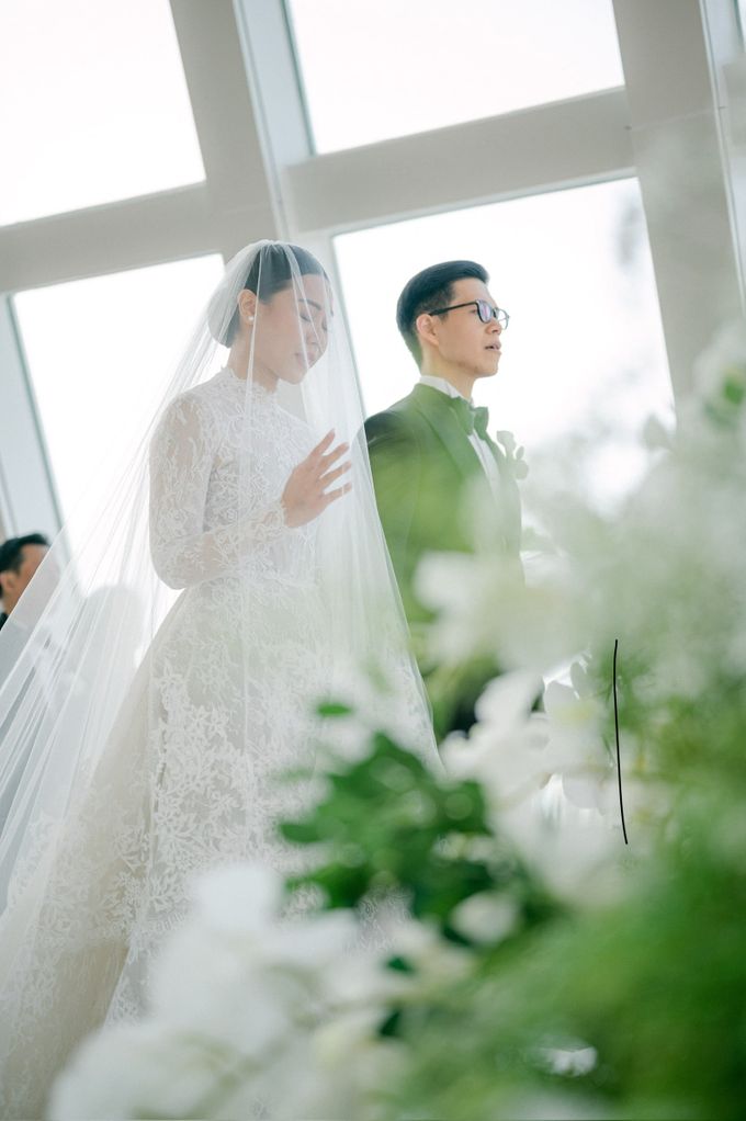 Ronald & Alyssa Holy Matrimony Decoration at Conrad Bali by Valentine Wedding Decoration - 023 Ronald & Alyssa Holy Matrimony Decoration at Conrad Bali by Valentine Wedding Decoration - 023