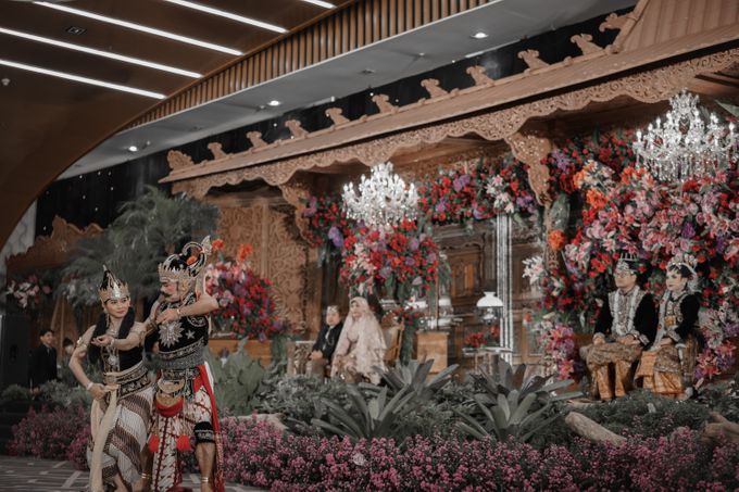 Javanese Wedding by Menara Mandiri by IKK Wedding - 004 Javanese Wedding by Menara Mandiri by IKK Wedding - 004