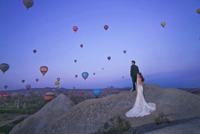 Casual Destination PreWedding at Cappadocia by ALLUREWEDDINGS - 004 Casual Destination PreWedding at Cappadocia by ALLUREWEDDINGS - 004