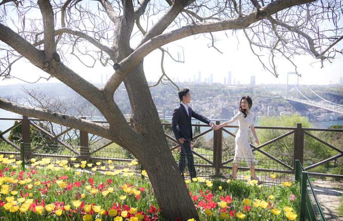 Casual Destination PreWedding at Istanbul by ALLUREWEDDINGS - 004 Casual Destination PreWedding at Istanbul by ALLUREWEDDINGS - 004