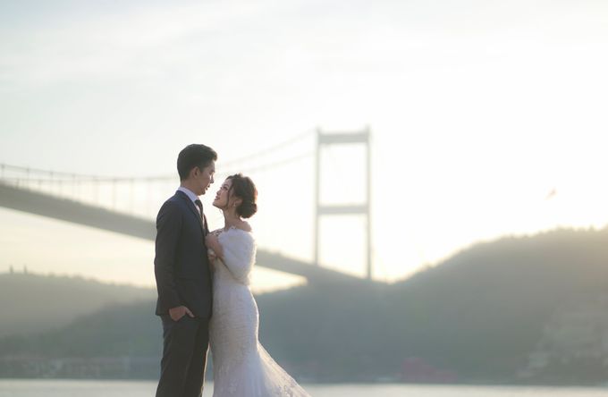 Casual Destination PreWedding at Istanbul by ALLUREWEDDINGS - 005 Casual Destination PreWedding at Istanbul by ALLUREWEDDINGS - 005