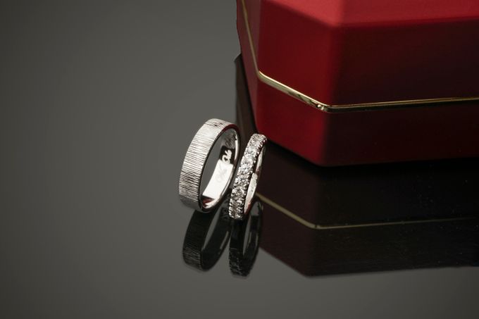 Platinum Wedding Ring By Jakarta Custom Jewellery Bridestory Com