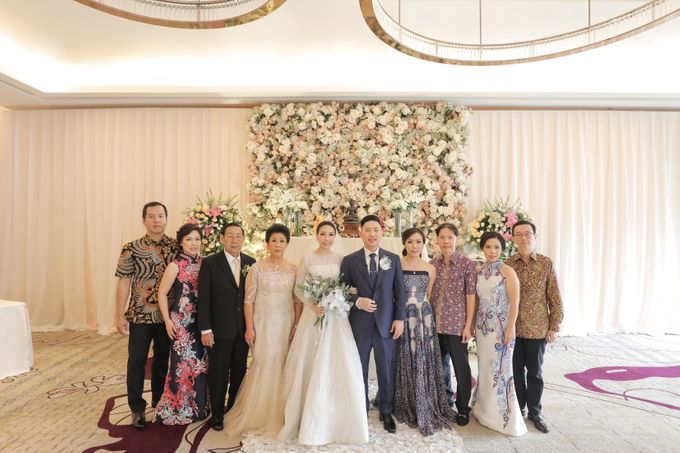 Holy Matrimony & Tea Ceremony Rendy & Tiffany by WYMM Organizer - 013