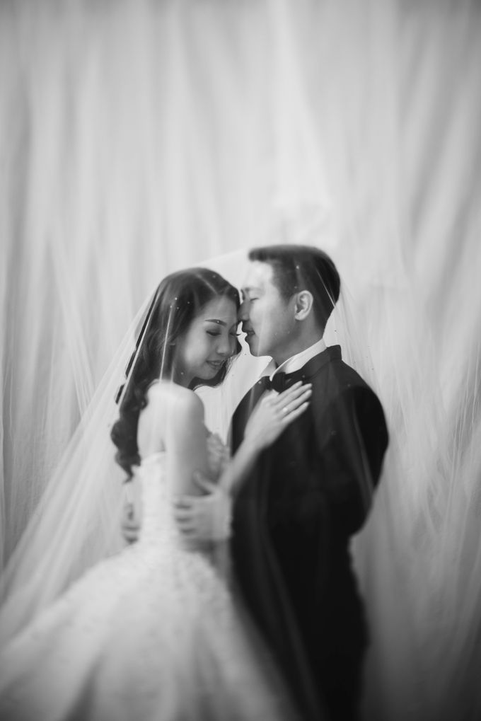 Rendy & Tiffany Prewedding by Hilda by Bridestory - 007