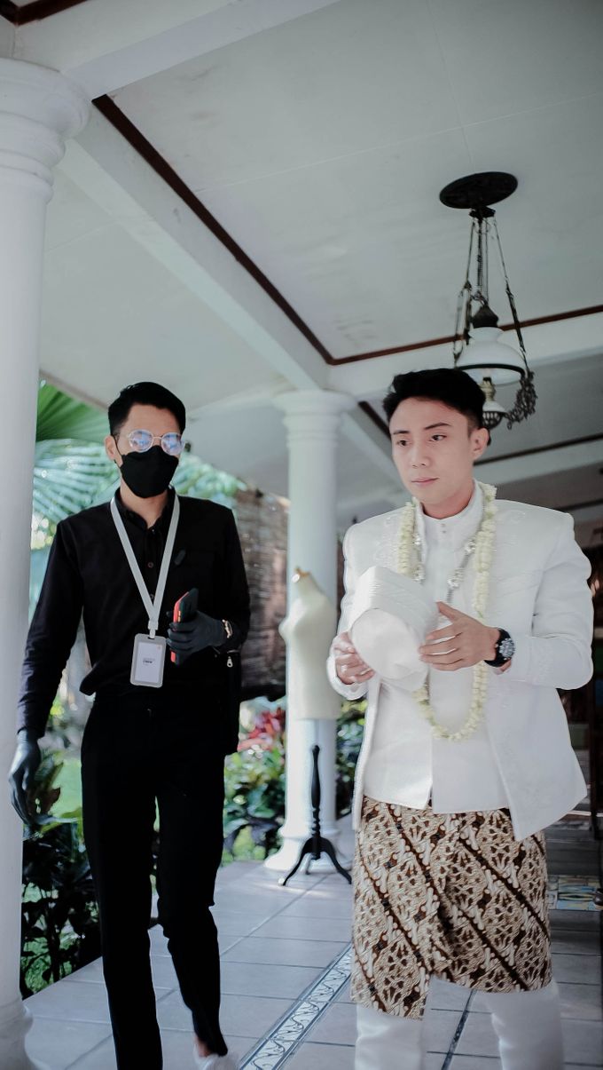 Beautiful Akad of Rizky & Taufan by Kayuwangi Wedding Planner & Organizer - 010 Beautiful Akad of Rizky & Taufan by Kayuwangi Wedding Planner & Organizer - 010