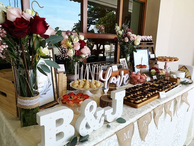 Burgundy Blush Gold Rustic at Sofitel Sentosa by Baker V - 001 Burgundy Blush Gold Rustic at Sofitel Sentosa by Baker V - 001