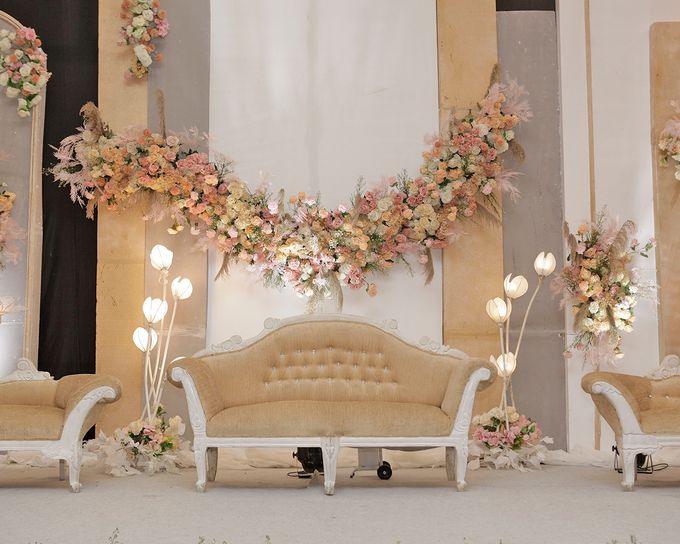 The Wedding Raymond & Wulan by MADISON SANGJIT - 001 The Wedding Raymond & Wulan by MADISON SANGJIT - 001