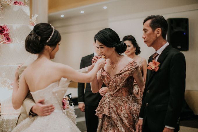 Ryan & Stella Wedding Reception by Soko Wiyanto - 018 Ryan & Stella Wedding Reception by Soko Wiyanto - 018