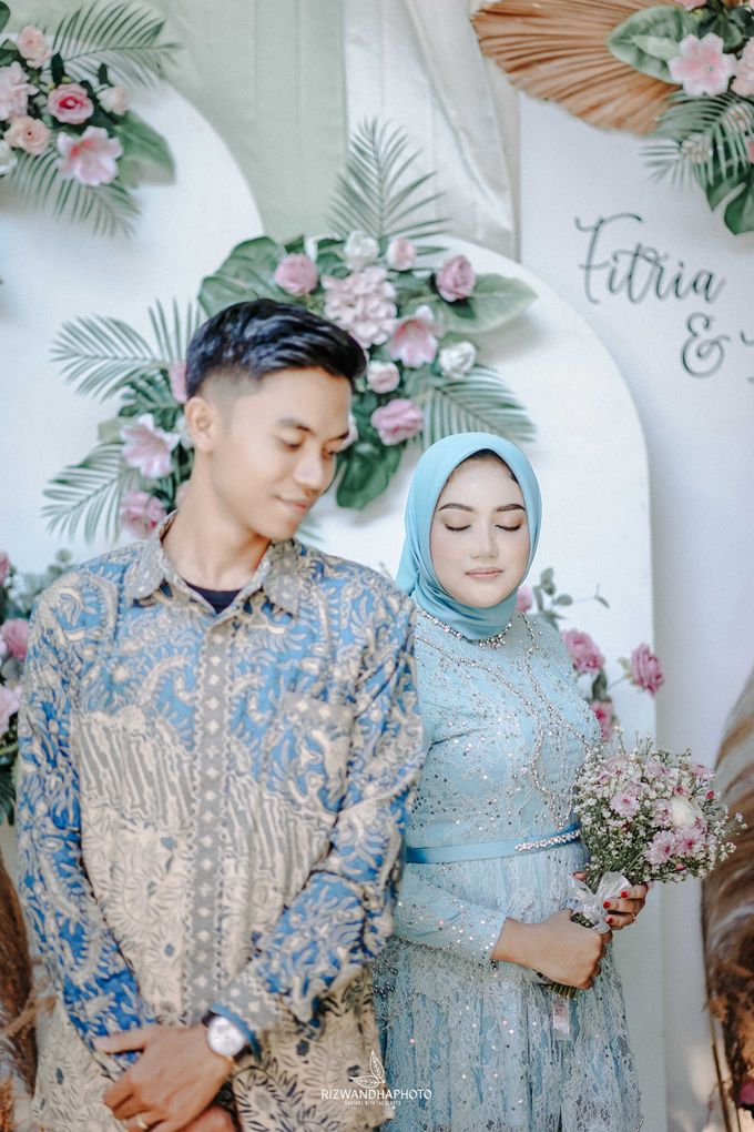 Engagement Fitri & Fuad by Rizwandha Photo - 017