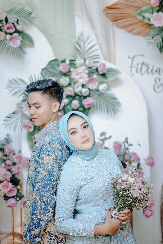 Engagement Fitri & Fuad by Rizwandha Photo - 009