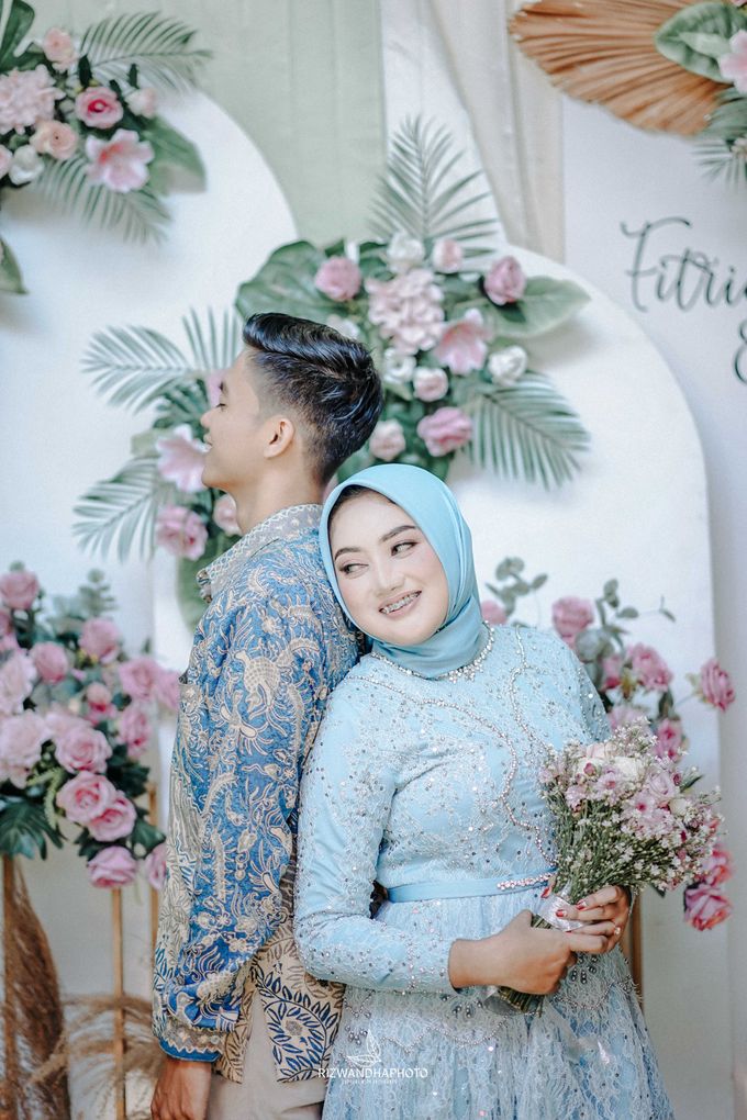 Engagement Fitri & Fuad by Rizwandha Photo - 019