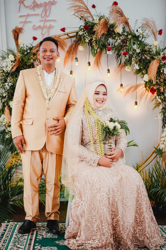 Wedding Of Fenty & Refangga by Rizwandha Photo - 010