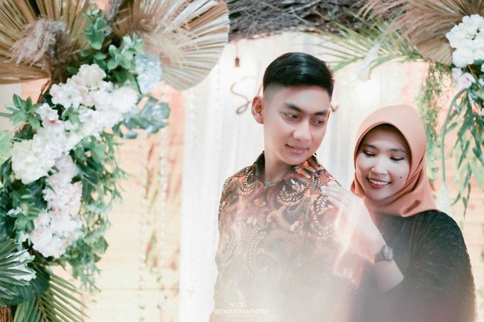 Engagement Of Hana & Sofyan by Rizwandha Photo - 007