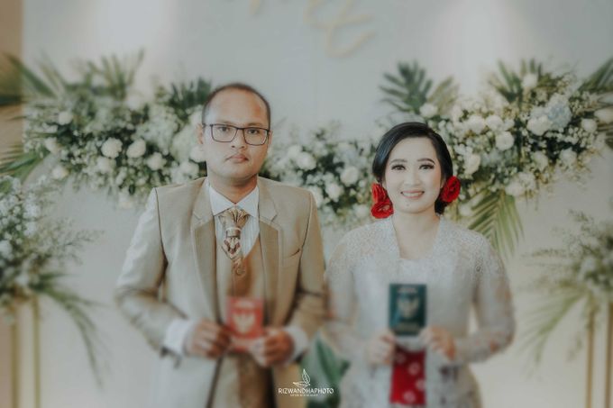 Wedding Of Meta & Egas by Rizwandha Photo - 002