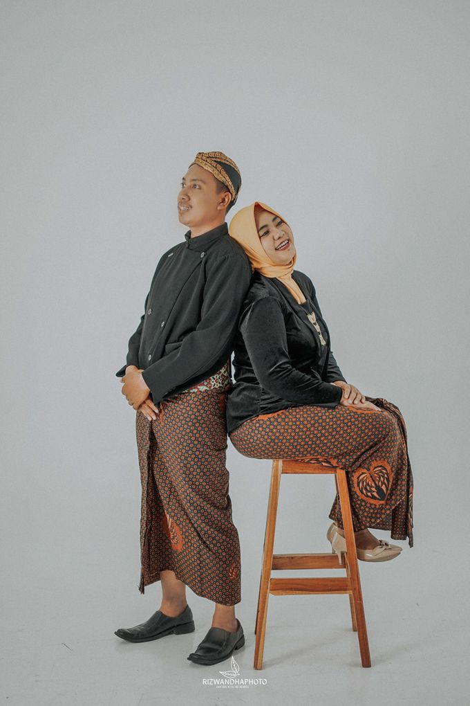 Pre Wedding Rosellif & Wawan by Rizwandha Photo - 020