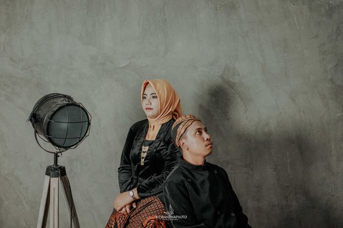 Pre Wedding Rosellif & Wawan by Rizwandha Photo - 005