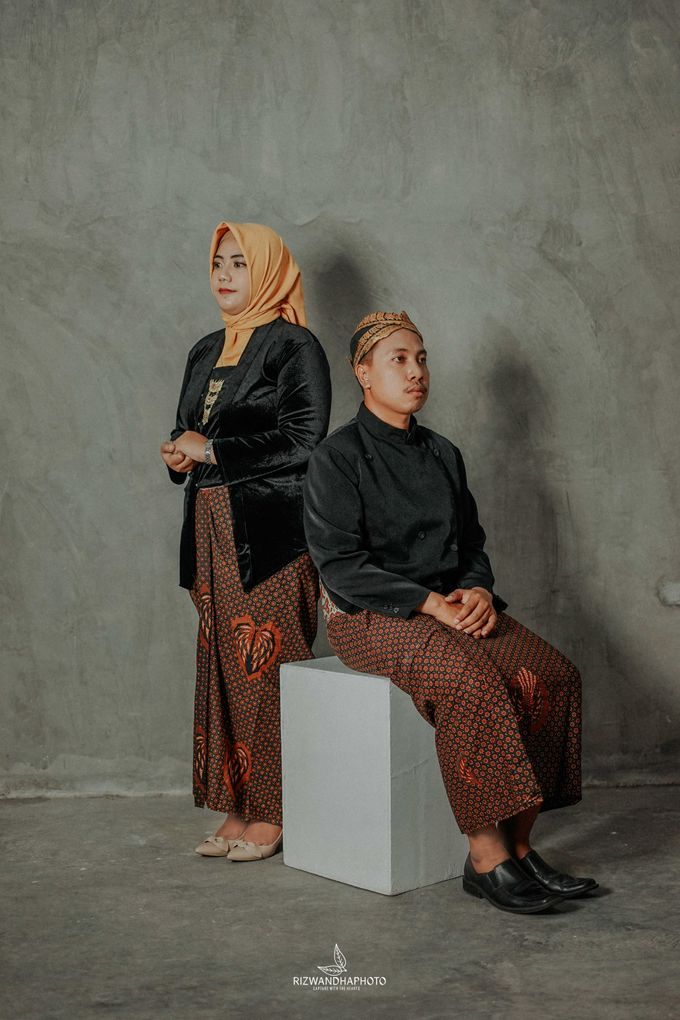 Pre Wedding Rosellif & Wawan by Rizwandha Photo - 025 Pre Wedding Rosellif & Wawan by Rizwandha Photo - 025