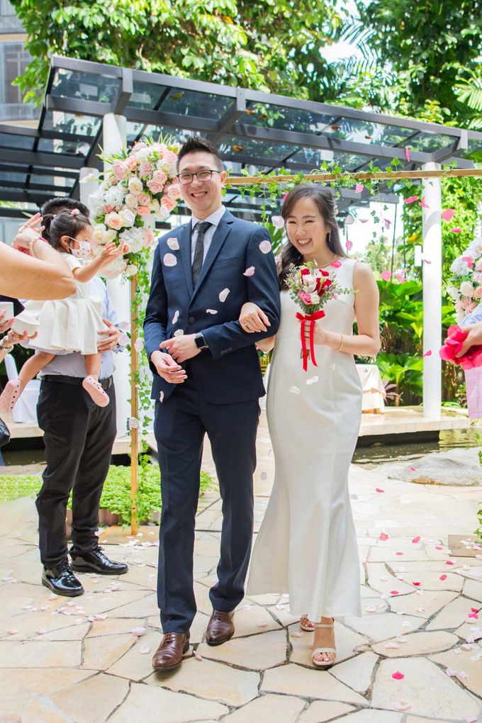 Sheraton Towers Wedding by GrizzyPix Photography - 002