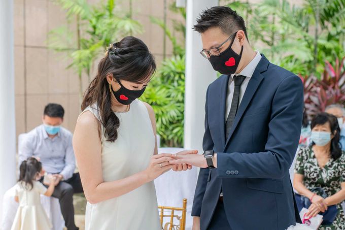 Sheraton Towers Wedding by GrizzyPix Photography - 012