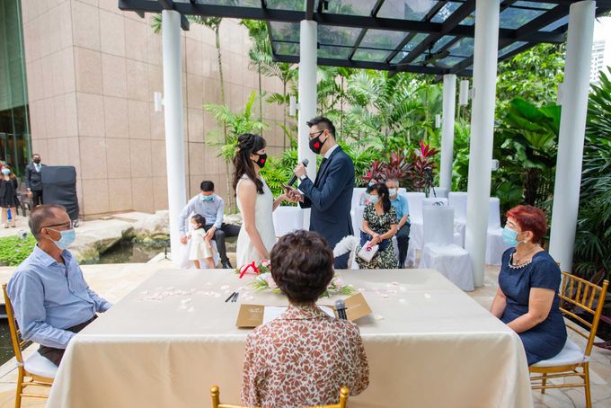 Sheraton Towers Wedding by GrizzyPix Photography - 013