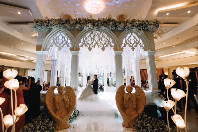 Shandy & Aurell Wedding Decoration at Graha Amen by Valentine Wedding Decoration - 034