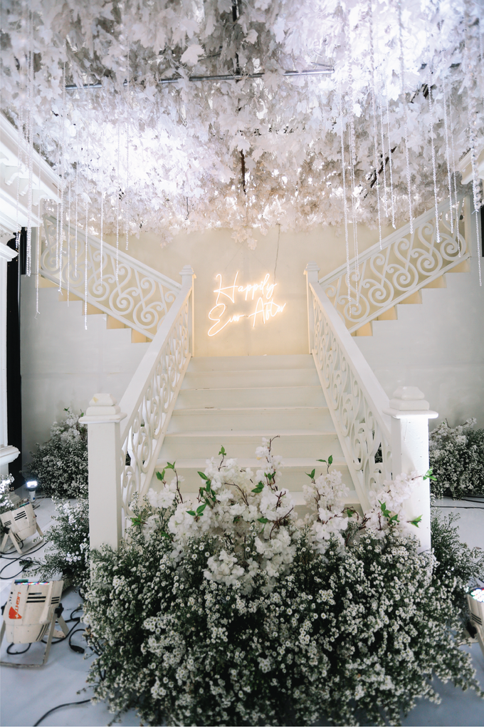 Shandy & Aurell Wedding Decoration at Graha Amen by Valentine Wedding Decoration - 006