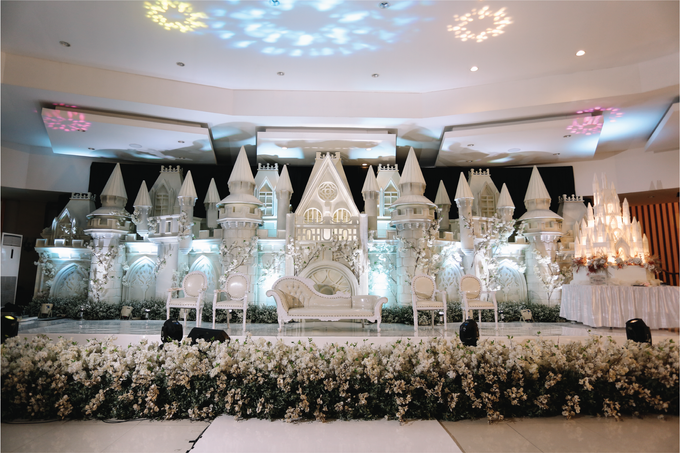 Shandy & Aurell Wedding Decoration at Graha Amen by Valentine Wedding Decoration - 049