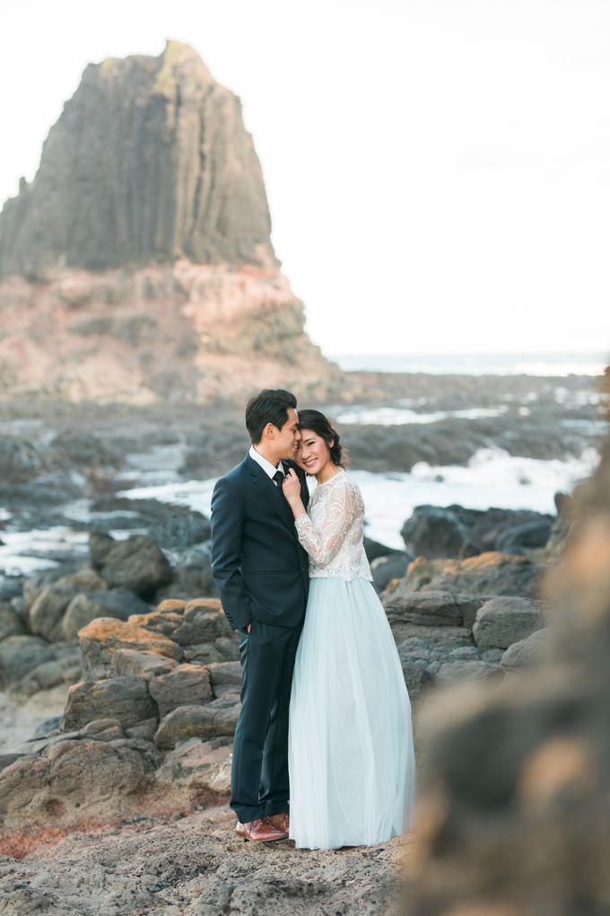 Beach engagement by Lena Lim Photography - 005 Beach engagement by Lena Lim Photography - 005
