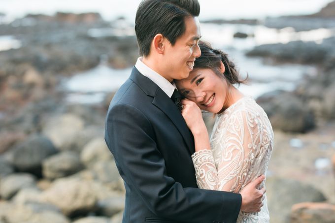 Beach engagement by Lena Lim Photography - 007 Beach engagement by Lena Lim Photography - 007