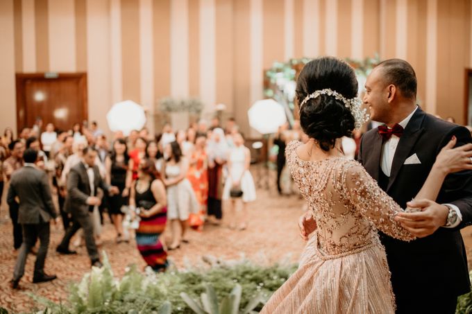 Wedding Reception at Pondok Indah Golf by Yoga Septa Make Up Artist - 023 Wedding Reception at Pondok Indah Golf by Yoga Septa Make Up Artist - 023