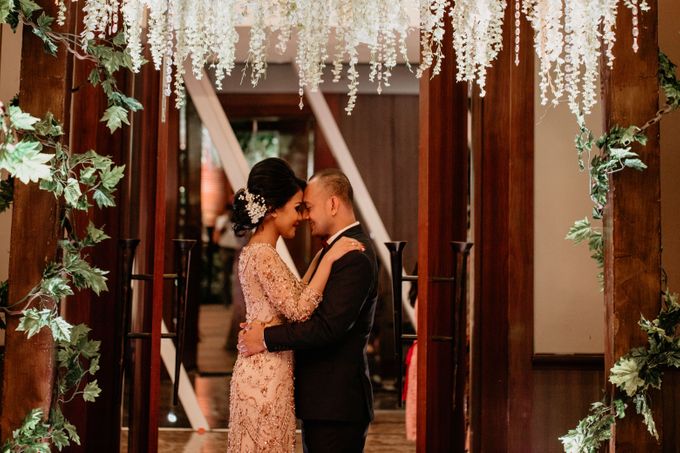 Wedding Reception at Pondok Indah Golf by Yoga Septa Make Up Artist - 024 Wedding Reception at Pondok Indah Golf by Yoga Septa Make Up Artist - 024