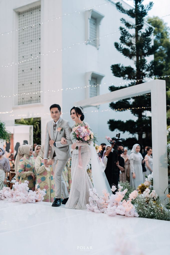 Devi & Anggi Wedding Decoration at Gedong Putih by Valentine Wedding Decoration - 036 Devi & Anggi Wedding Decoration at Gedong Putih by Valentine Wedding Decoration - 036