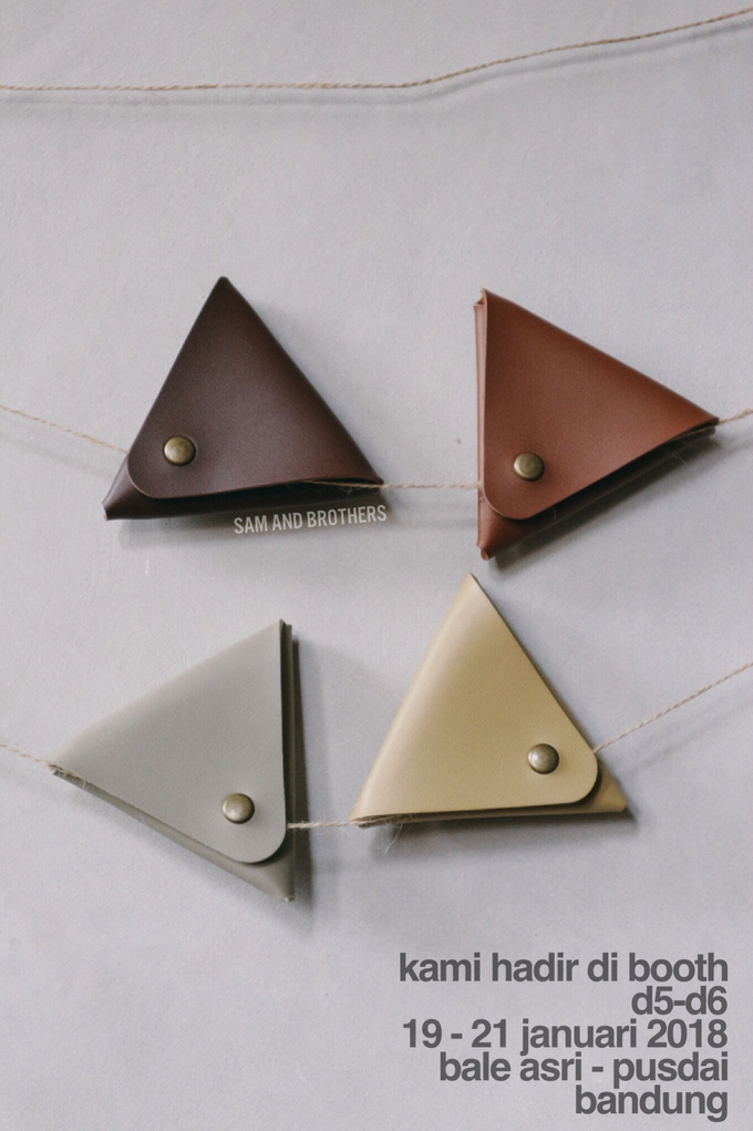 The premium coin pouch by Sam and Brothers - 003 The premium coin pouch by Sam and Brothers - 003