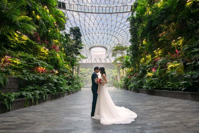 Jewel Changi Airport Shoot by GrizzyPix Photography - 003 Jewel Changi Airport Shoot by GrizzyPix Photography - 003