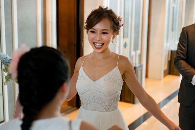 Wedding at Empress & Fullerton Bay Hotel by GrizzyPix Photography - 013