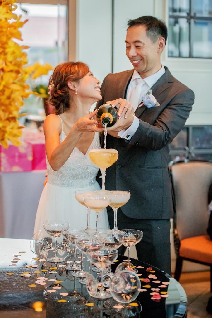 Wedding at Empress & Fullerton Bay Hotel by GrizzyPix Photography - 022 Wedding at Empress & Fullerton Bay Hotel by GrizzyPix Photography - 022