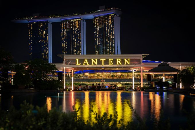 Wedding at Empress & Fullerton Bay Hotel by GrizzyPix Photography - 029