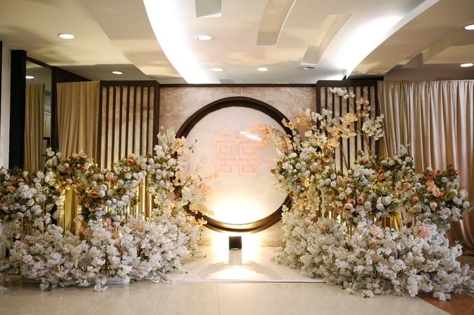 Edward & Ria Engagement Decoration at Graha Asia by Valentine Wedding Decoration - 009