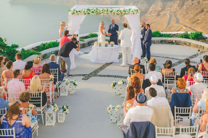 Romantic elegant wedding in Santorini by MarrymeinGreece - 001