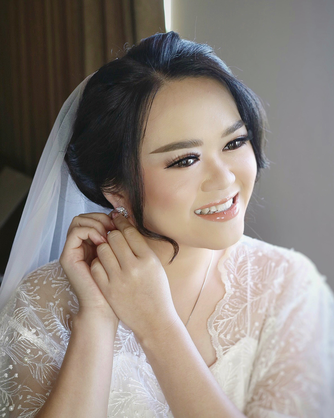 The Wedding of Winda & Adi by SARA ROSE Makeup Artist - 003