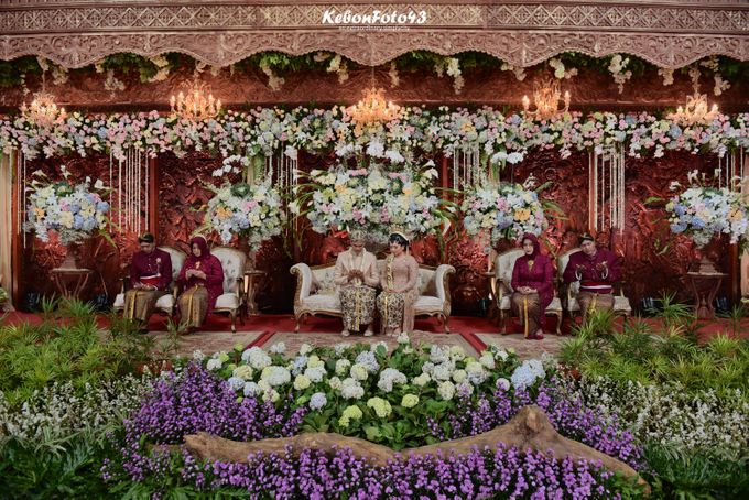 Sasono Utomo TMII Wedding | Pernikahan Megah dalam Tradisi Jawa by Memopro Wedding Organizer - 022 Sasono Utomo TMII Wedding | Pernikahan Megah dalam Tradisi Jawa by Memopro Wedding Organizer - 022