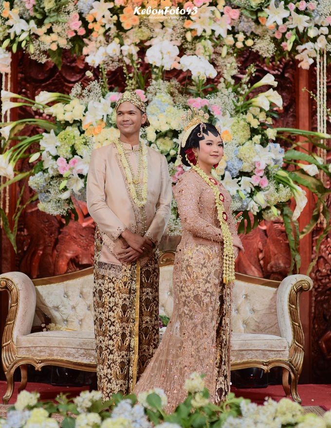 Sasono Utomo TMII Wedding | Pernikahan Megah dalam Tradisi Jawa by Memopro Wedding Organizer - 009