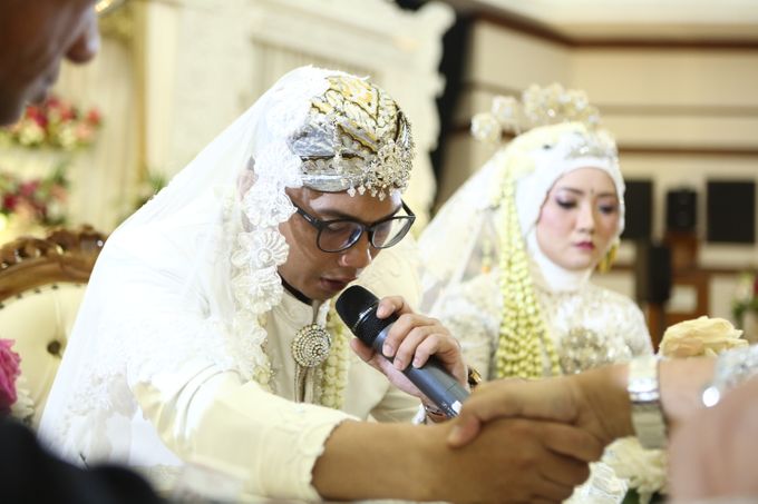 Earliera & Ary Wedding by PUSPITA SAWARGI (wedding and catering service) - 016