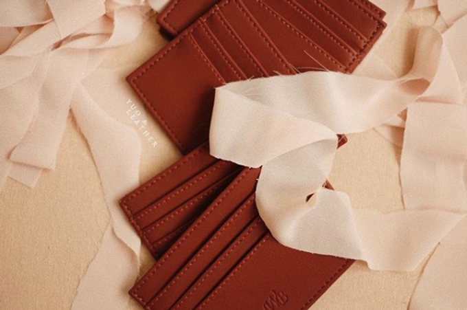 William & Betty Card Holder Slip by Yuo And Leather - 003 William & Betty Card Holder Slip by Yuo And Leather - 003